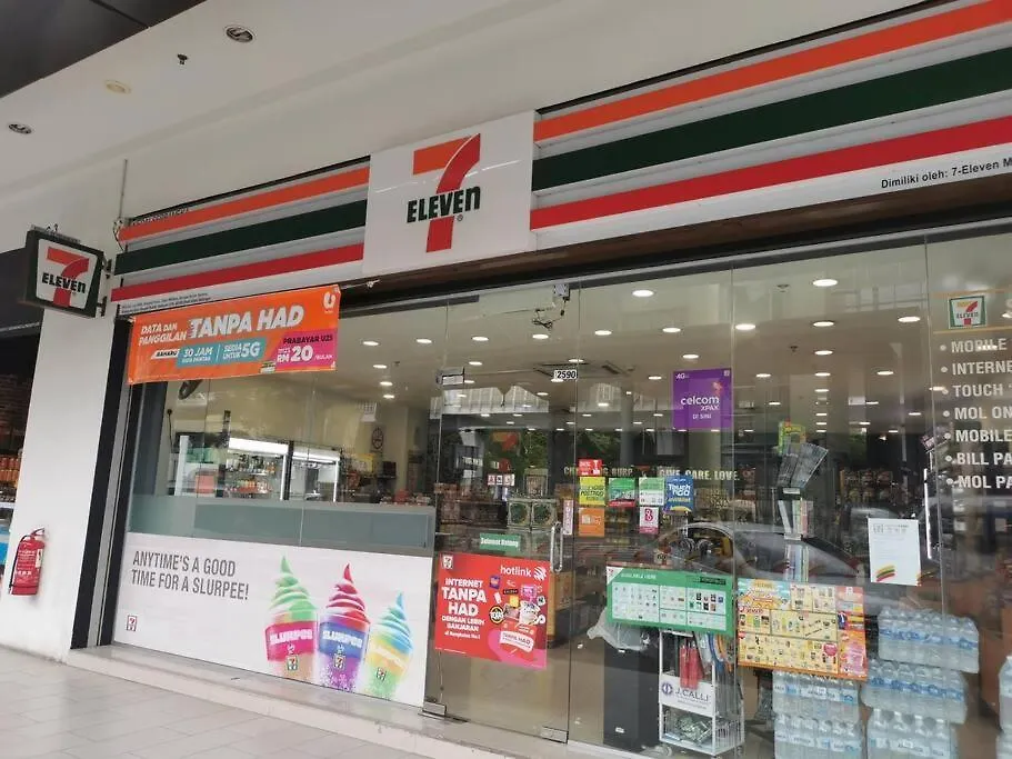 D'Sara Sentral-Kampung Selamat Mrt Apartment Sungai Buloh 0*,  Malaysia