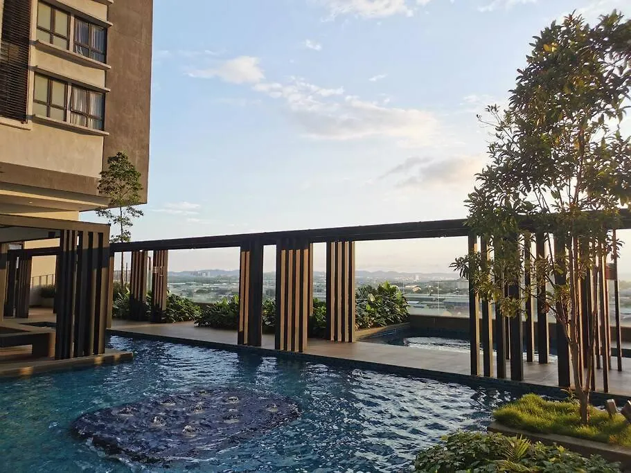 D'Sara Sentral-Kampung Selamat Mrt Apartment Sungai Buloh 0*,  Malaysia